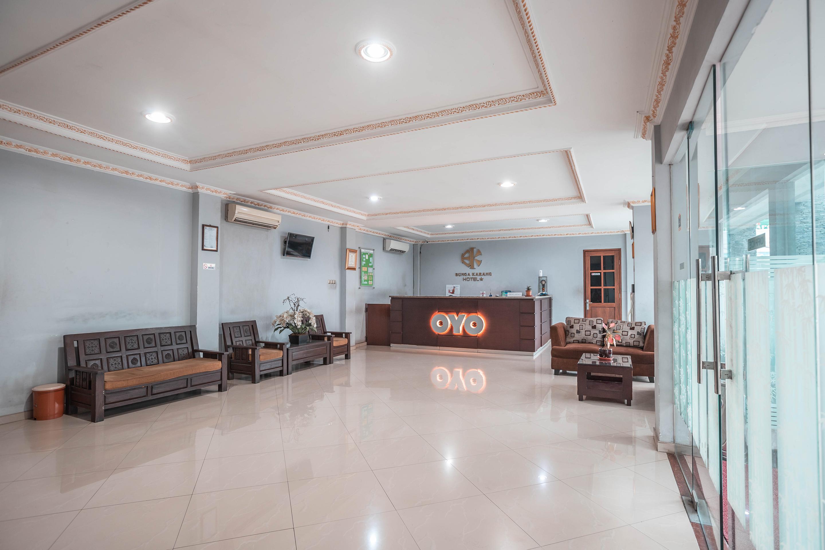 Super Oyo 686 Bunga Karang Hotel Bekasi Luaran gambar